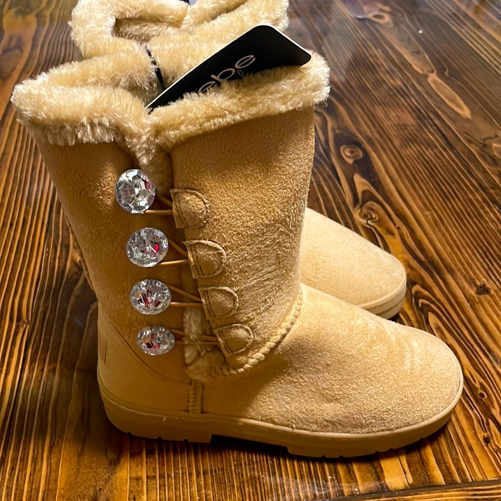 Bebe girls faux fur lined boots, NWT!